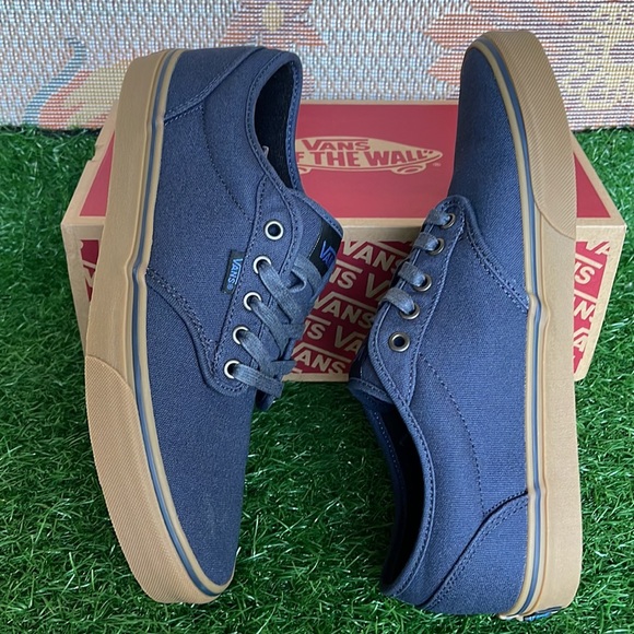 Vans Men’s Atwood
(12 Oz Canvas) Navy/Gum
VN000XB0D8F
Sneakers - Picture 12 of 16